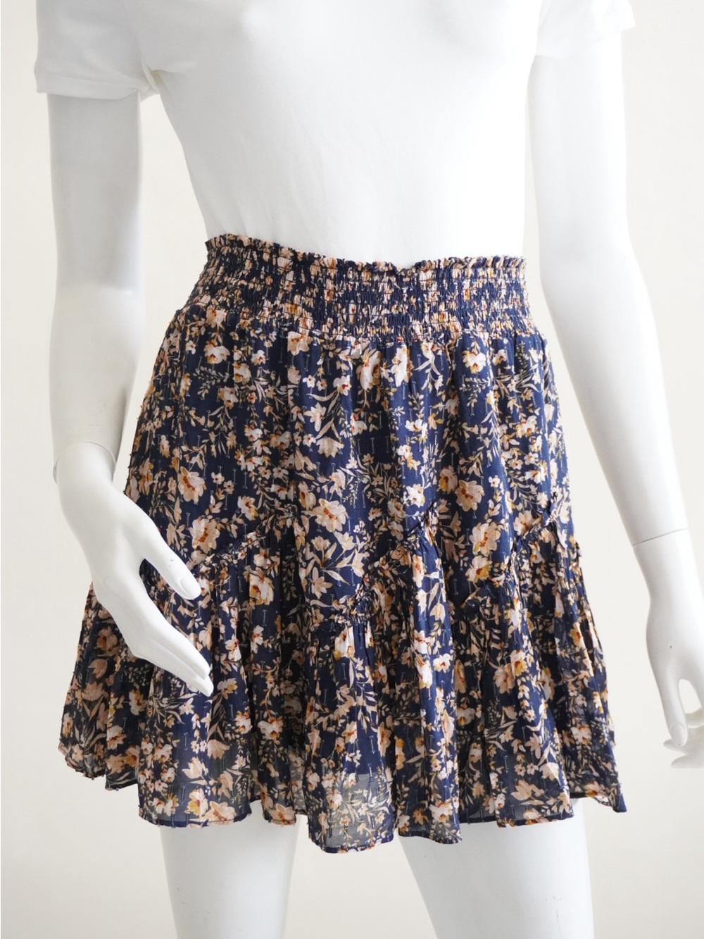 Intermix Floral Shirred Elastic Waistband Mini Skirt - Size Small